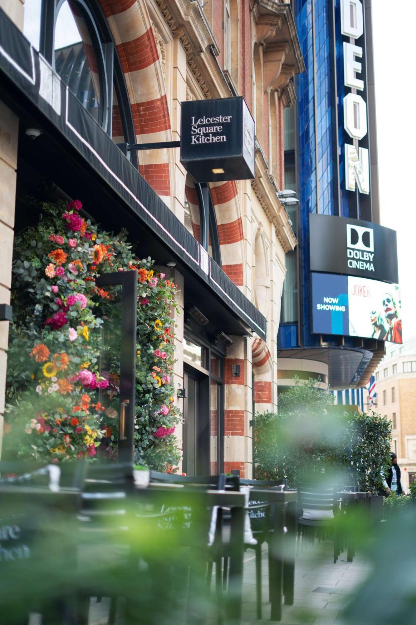 Radisson Blu Edwardian Hampshire Hotel, 5*